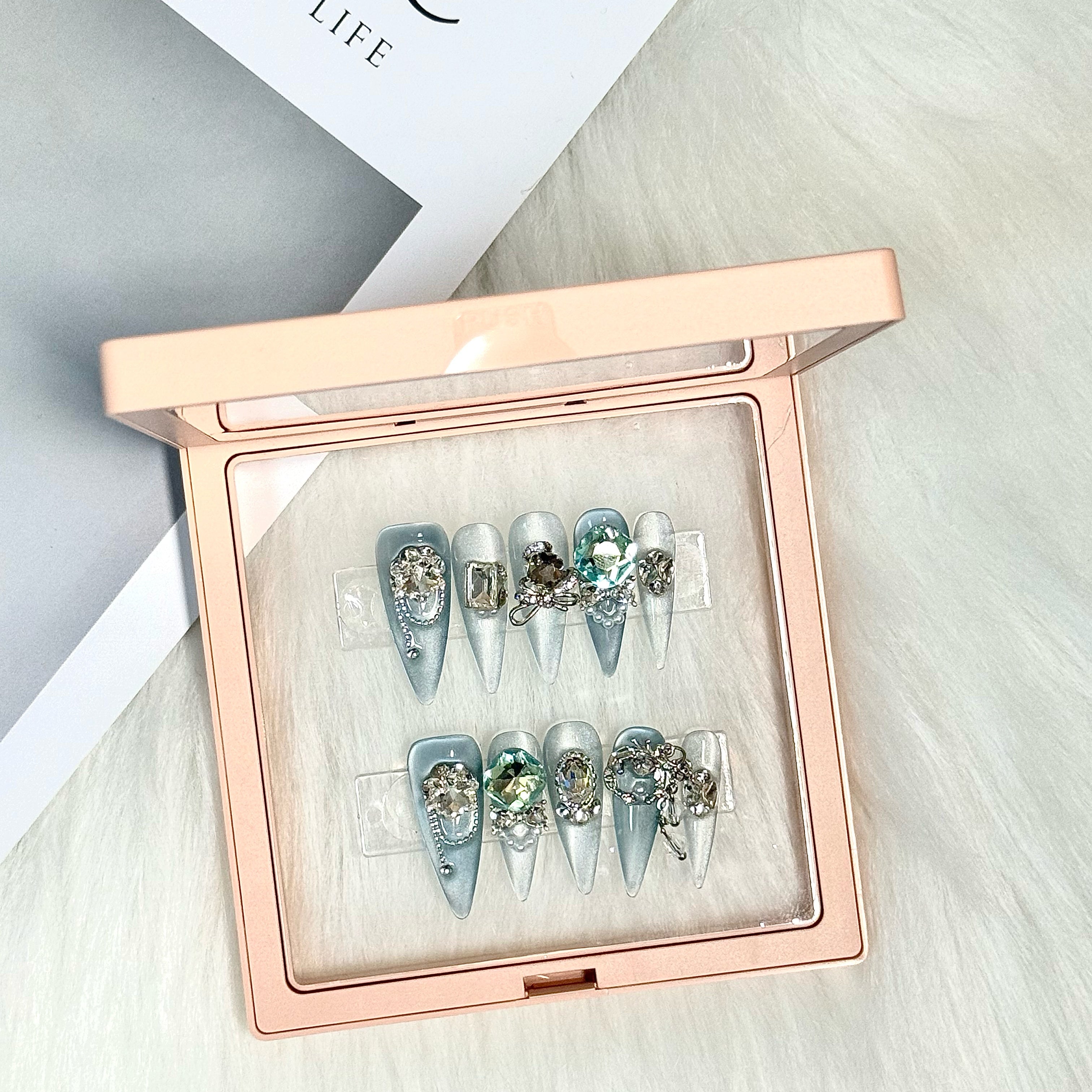 Ocean Breeze Clear Blue(Handmade)