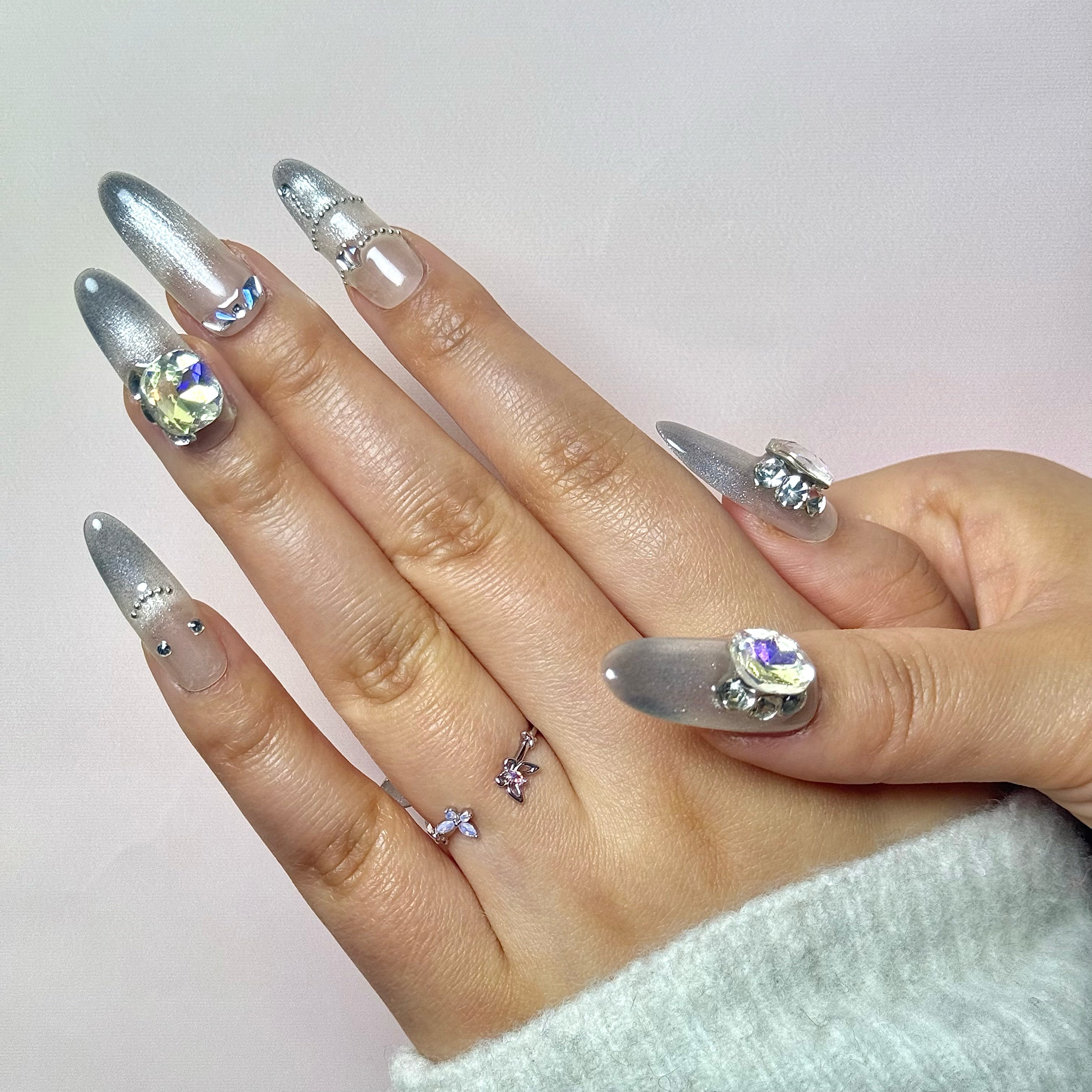 Icy Translucent Almond(Handmade)